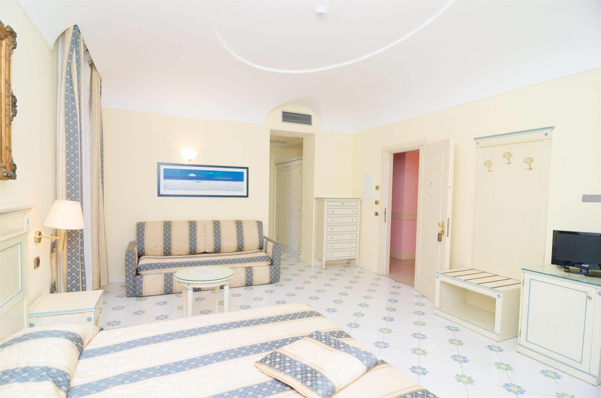 Hotel Flora Wellness & Beauty Ischia Eksteriør billede